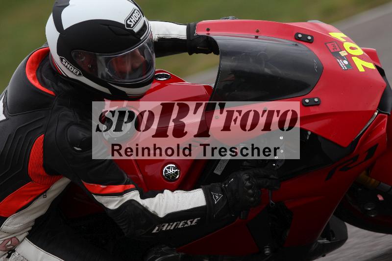 /Archiv-2022/68 13.10.2022 Speer Racing ADR/Freies Fahren rot und gelb/701